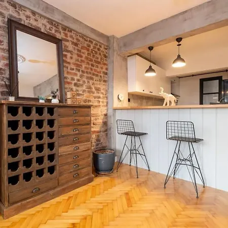 Appartement Cosy With Garden Balcony *