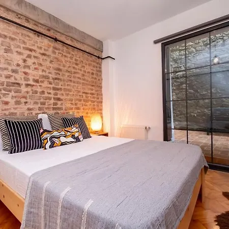 Cosy With Garden Balcony * Istambul