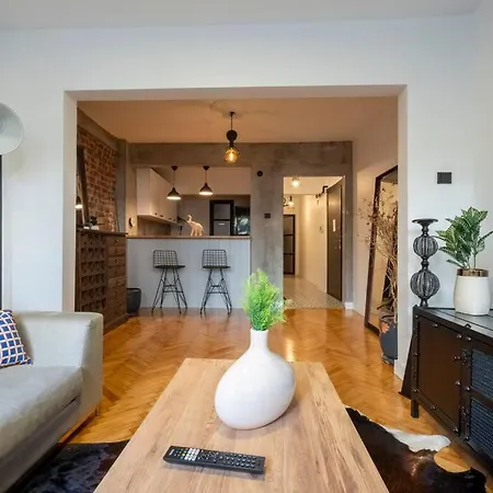 Cosy With Garden Balcony Appartement