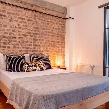 Apartamento Cosy With Garden Balcony Istambul