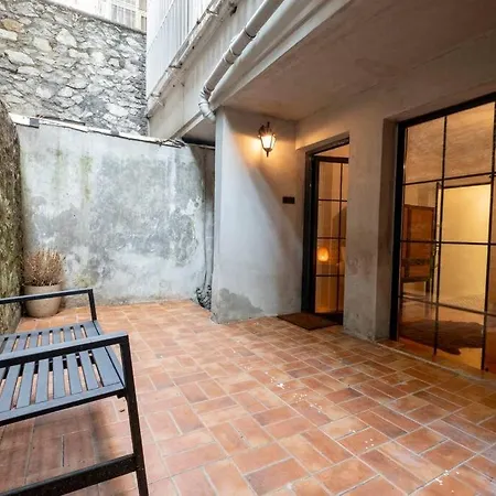 Cosy With Garden Balcony Διαμέρισμα